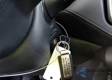 2025 Nissan Versa 1.6 S z USA, uszkodzony, nr VIN 3N1CN8DV6SL881721